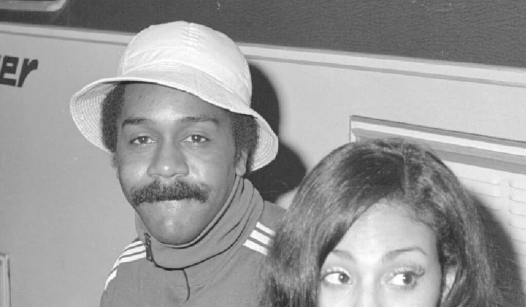 is cicely johnston still alive